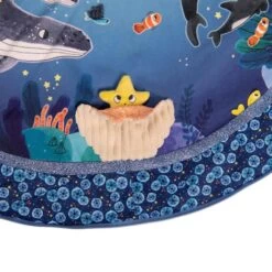 Moulin Roty Tapis D'activités Les Aventures De Paulie -Magasin de jouets 3575676760888 3575676760888 8BaseMedia 550Wx550H