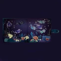 Moulin Roty Grand Livre Tissu D'activités Les Aventures De Paulie 27 Moulin Roty Grand Livre Tissu D'activités Les Aventures De Paulie -Magasin de jouets 3575676760918 3575676760918 13BaseMedia 550Wx550H