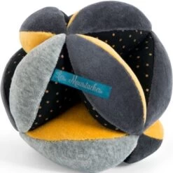 Moulin Roty Balle De Préhension Les Moustaches