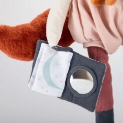 Moulin Roty Grand Lapin D'activités Après La Pluie (65 Cm) -Magasin de jouets grand lapin d activites apres la pluie 65 cm 3