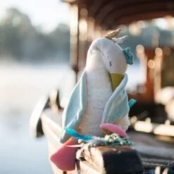 Moulin Roty Peluche Musicale Oie Le Voyage D'Olga (30 Cm) -Magasin de jouets peluche musicale oie le voyage d olga 30 cm 7