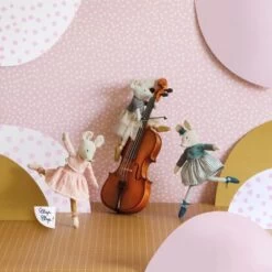 Moulin Roty Poupée Souple Lapin Victorine La Petite école De Danse (40 Cm) 10 Moulin Roty Poupée Souple Lapin Victorine La Petite école De Danse (40 Cm) -Magasin de jouets poupee souple lapin victorine la petite ecole de danse 40 cm 3